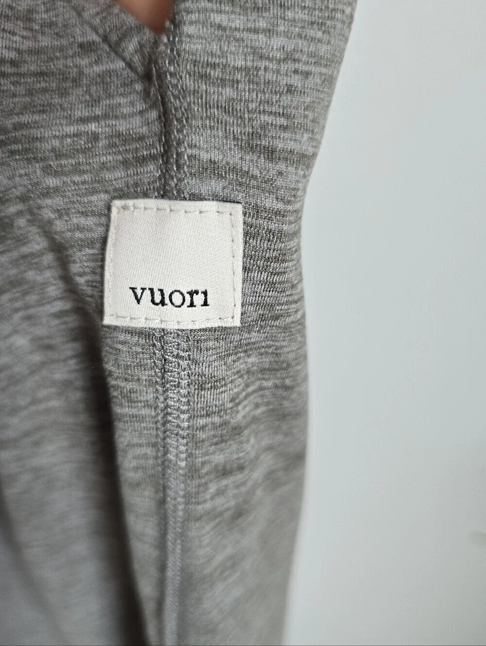 Vuori Lux Harem Heather Taupe Soft Luxe Jersey Knit Jogger Jumpsuit SZ Medium